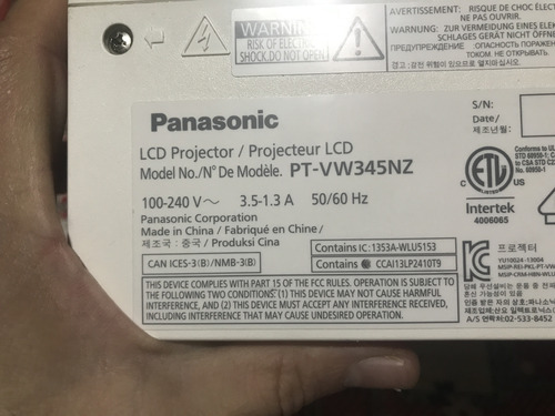 Proyector Panasonic Alta Definición, Pt-vw345nzu (Usado)