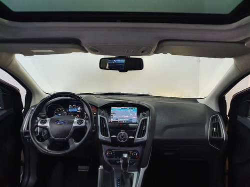 Ford Focus Sedan Titanium Plus