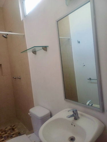 Estudio Amueblado En Renta $7,900 Pesos, Huayacan A 2 Cuadras De Ave Kabah