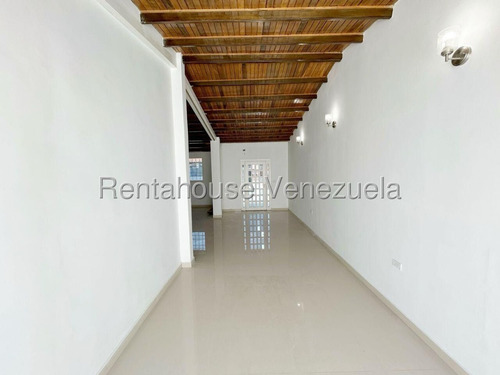 Nataly Zambrano*25-18080 Bella Moderna Acabados De Primera Casa (1 Nivel) En Venta En Tierra Del Sol, Para Empezar Una Nueva Historia Con Tu Familia .