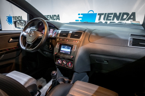 Imagen 6 de 8 de Volkswagen Suran Cross