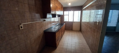 Dueño - Amplio Y Luminoso Apartamento A Pasos Bps Y Universidad