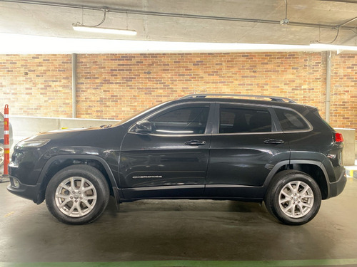 Imagen 6 de 25 de Jeep Cherokee Limited 3.2 2016