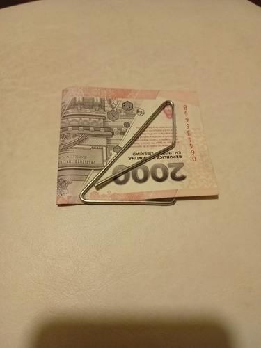 Par De Ganchos Para Dinero Sifap Mariposa Tipo G Metal Gris