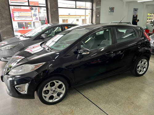 Ford Fiesta 1.6 Titanium. Año 2011. C/gnc