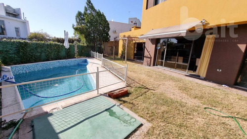 Imagen 17 de 29 de Venta Casa De 4 Dormitorios Con Pileta En Los Aromas, Valle Escondido!