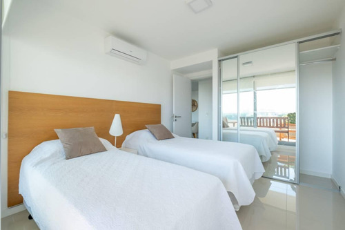 Departamento En Torre Esmeralda