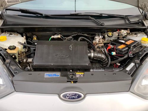 Ford Fiesta 1.6 One Ambiente Plus 98cv 2012