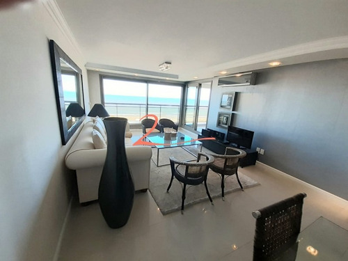 Apartamento En Punta Del Este, Brava | Living Punta Ref:5217- Ref: 5217