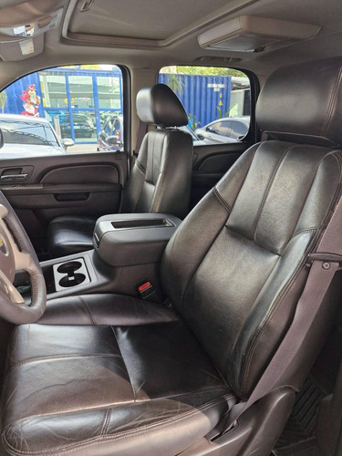 Chevrolet Tahoe E Suv Piel Cd 2a Fila Asientos 4x4 At