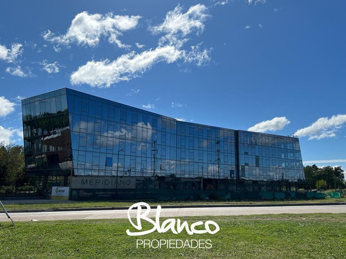Imagen 14 de 22 de Nuevo Desarrollo En Pilar - Oficinas Y Locales En Inigualable Ubicación