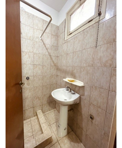 Venta Ph 4 Amb. C/ Dep. Primer Piso. Chauvin