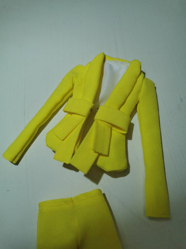 Vestuario Barbie Model Muse Confeccionado. Traje Diseñador (Usado)