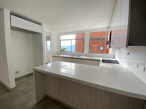 Imagen 14 de 30 de Apartamento En Venta, Las Brujas, Envigado.