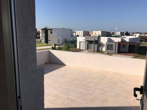 Imagen 14 de 17 de Casa En Venta En San Gabriel, Villanueva, Tigre