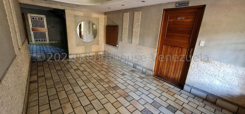 Imagen 19 de 30 de Renta House Carabobo Vende Apto. Urb. La Granja Mls #22-16232 Rah/jcg. Juan Carlos González.
