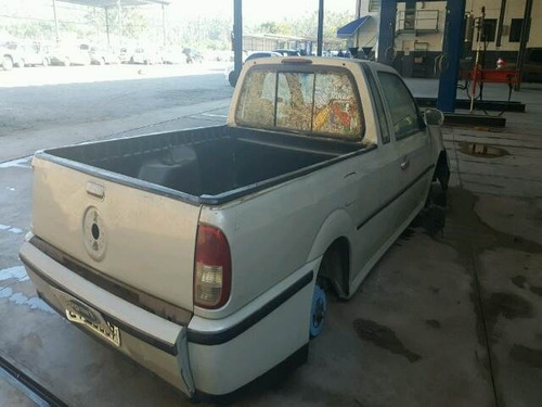 Imagem 4 de 8 de Vw Saveiro G3 1999 Sucata Somente Peças