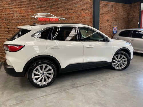 Ford Kuga Titanium 2.5 Hibrida 4x4