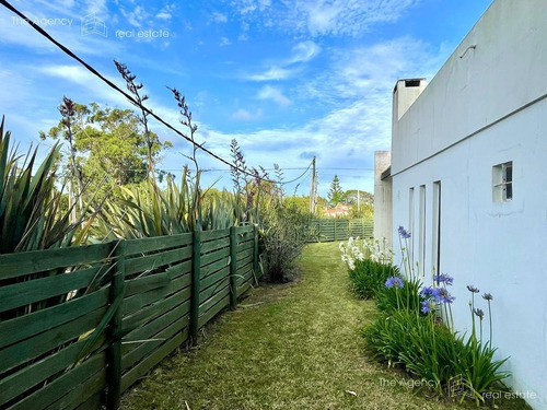 Imagen 28 de 30 de Casa En Venta Y Alquiler Temporario 2 Dormitorios - El Chorro - Manantiales