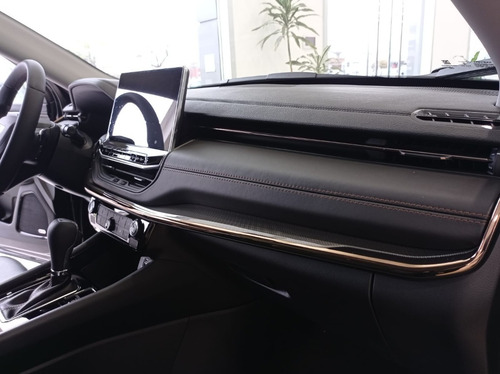 Imagen 9 de 15 de Jeep Compass Limited Plus 2023 0km Entrega Inmediata