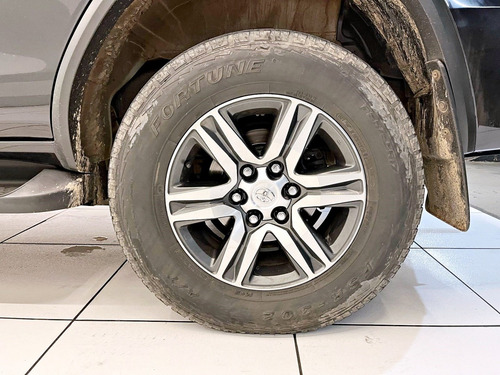 Toyota Hilux SW4 2.7 SRV 7 LUGARES 4X2 16V FLEX 4P AUTOMÁTICO