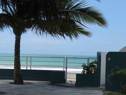 Imagen 2 de 14 de Frente A Playa, 2 Piscinas, 3 Baños, Super Tranquilo Same