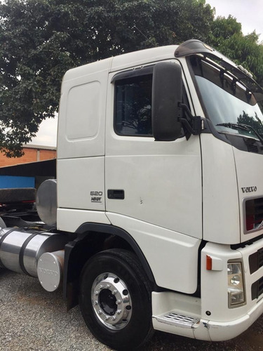 Imagem 3 de 14 de Volvo Fh 520 Branco 6x4t B.l. 2009