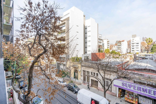 Venta De 2 Ambientes Al Frente Con Balcon En Palermo
