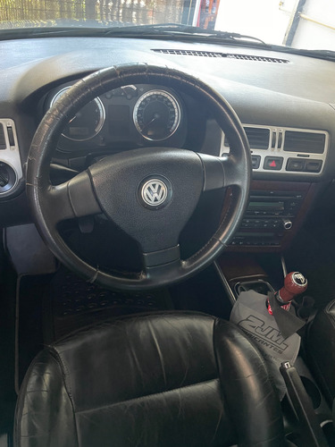 Volkswagen Bora 1.8 T Highline Cu
