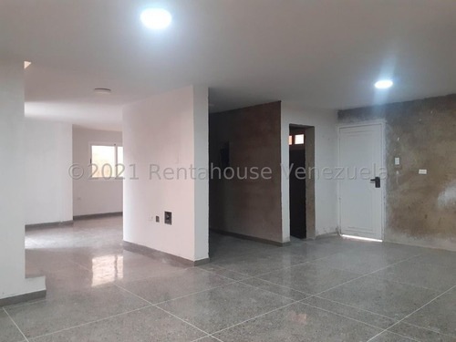 Imagen 11 de 15 de Buscas Un Hermosa Casa? Te Presento Esta Excelente Opción: A Estrenar! 04127800070 Cod Mls 22-2942