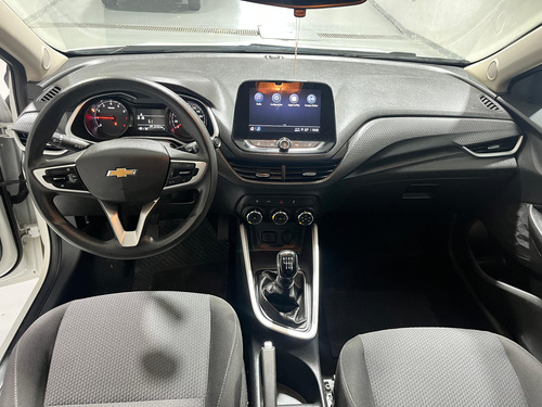 Chevrolet Onix plus 1.0 Lt 4p