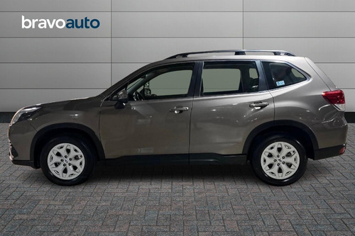 Subaru (in) 2.0 Dynamic Eyesight At 4x4 Hibrido 5p