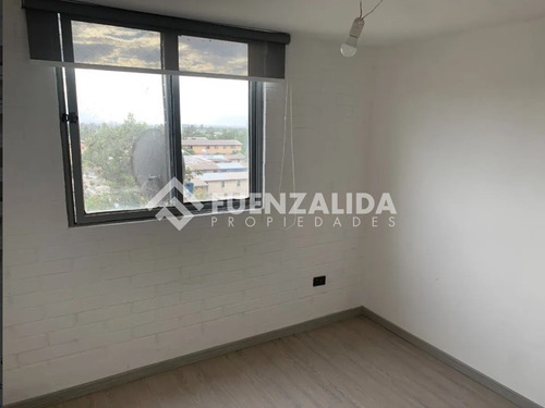 Departamento En Venta De 2 Dorm. En La Cisterna, Aepp