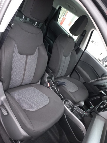 Imagem 8 de 15 de Fiat Toro 1.8 Endurance - Florença Joinville