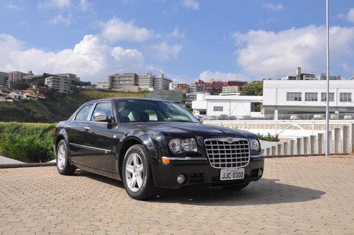 Imagem 6 de 13 de Chrysler 300c 2009 3.5 V6 4p