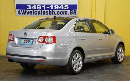 Imagem 5 de 15 de Volkswagen Jetta 2.5 4p 2009
