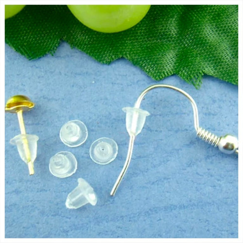 Imagen 2 de 7 de Aretes Tópitos De Silicona Transparente Respaldo Broche Diy