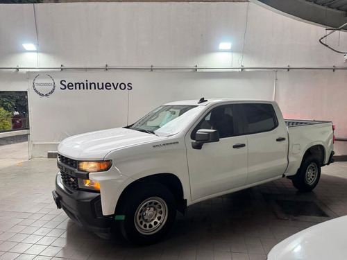Chevrolet Silverado 4.3 V6 1500 WT Cabina Regular 4x2 At