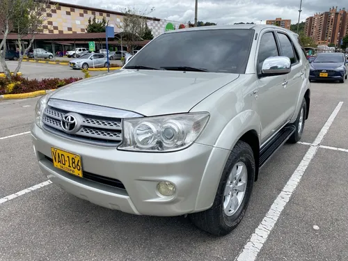 Toyota Fortuner 2.7l 4x4