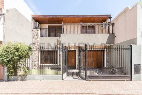 Venta De Casa 5 Ambientes En Lanús Este