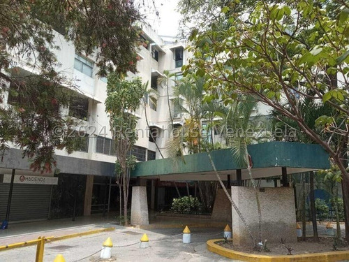 Apartamento Venta En  Las Mercedes   #24-23049