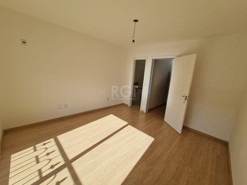 Casa Em Guarujá Com 3 Dormitórios - Lu432322