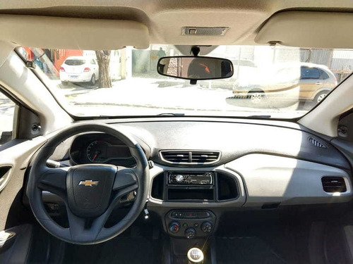 Imagem 7 de 15 de Chevrolet Onix 1.0 Mpfi Ls 8v Flex 4p Manual 2015