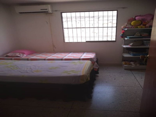 Imagen 13 de 15 de Townhouse En Lomas De Santa Paula, Tocuyito 04127407774 (atth-161)