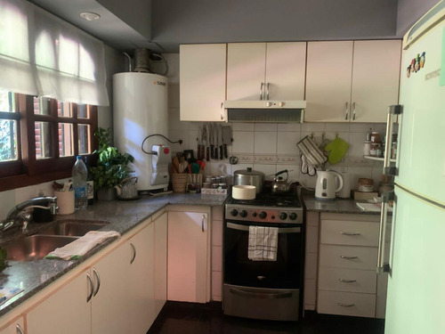 Imagen 7 de 13 de Excelente Casa Tipo Duplex En Venta En Adrogue