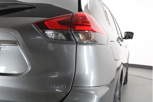 Nissan X-Trail 2.5 Exclusive 2 Row Cvt