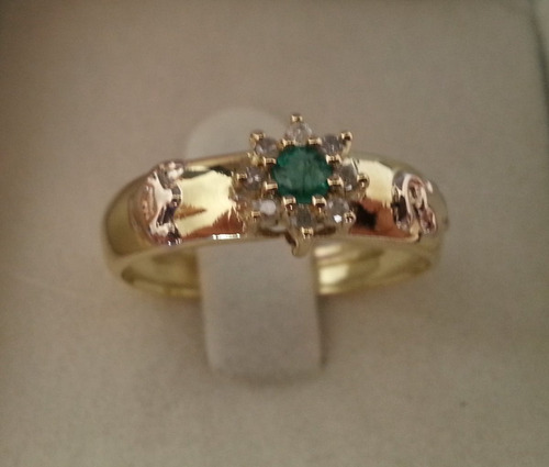 Anel De Formatura Com Esmeralda E Diamantes Todos Cursos
