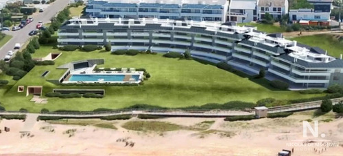 En Venta, Apartamento Ideal De 2 Dormitorios En Suite En La Barra
