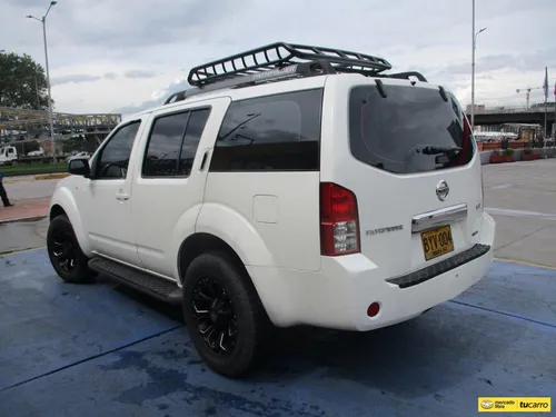 Nissan Pathfinder Le 4x4 2500cc At Aa