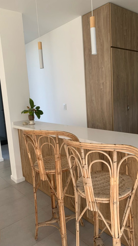 Excelente Casa En Venta, Diseño Moderno A Dos Cuadras Del Mar, Pinamar Norte
